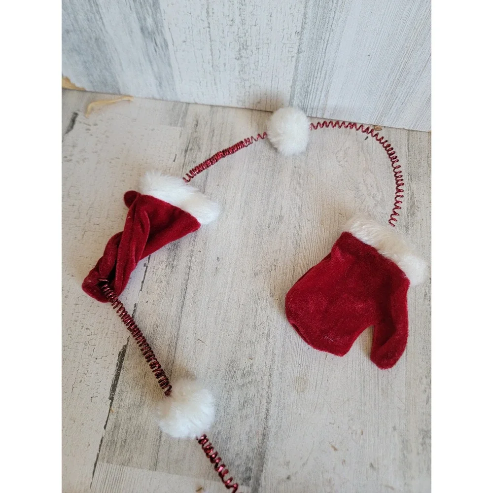 Vintage style mitten 4ft Garland red Xmas unique Santa Claus home decor
